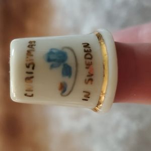 1979 Christmas Around the World thimble Sweden